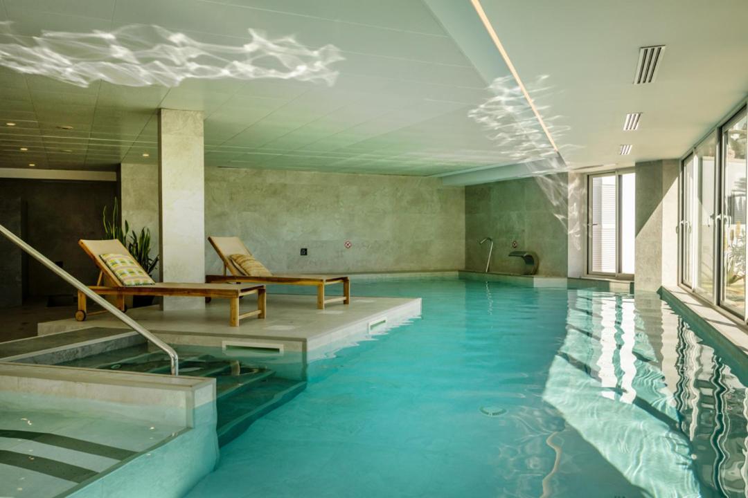 Els Pins Resort & Spa - Emar Hotels San Antonio  Bagian luar foto