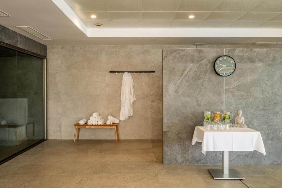 Els Pins Resort & Spa - Emar Hotels San Antonio  Bagian luar foto