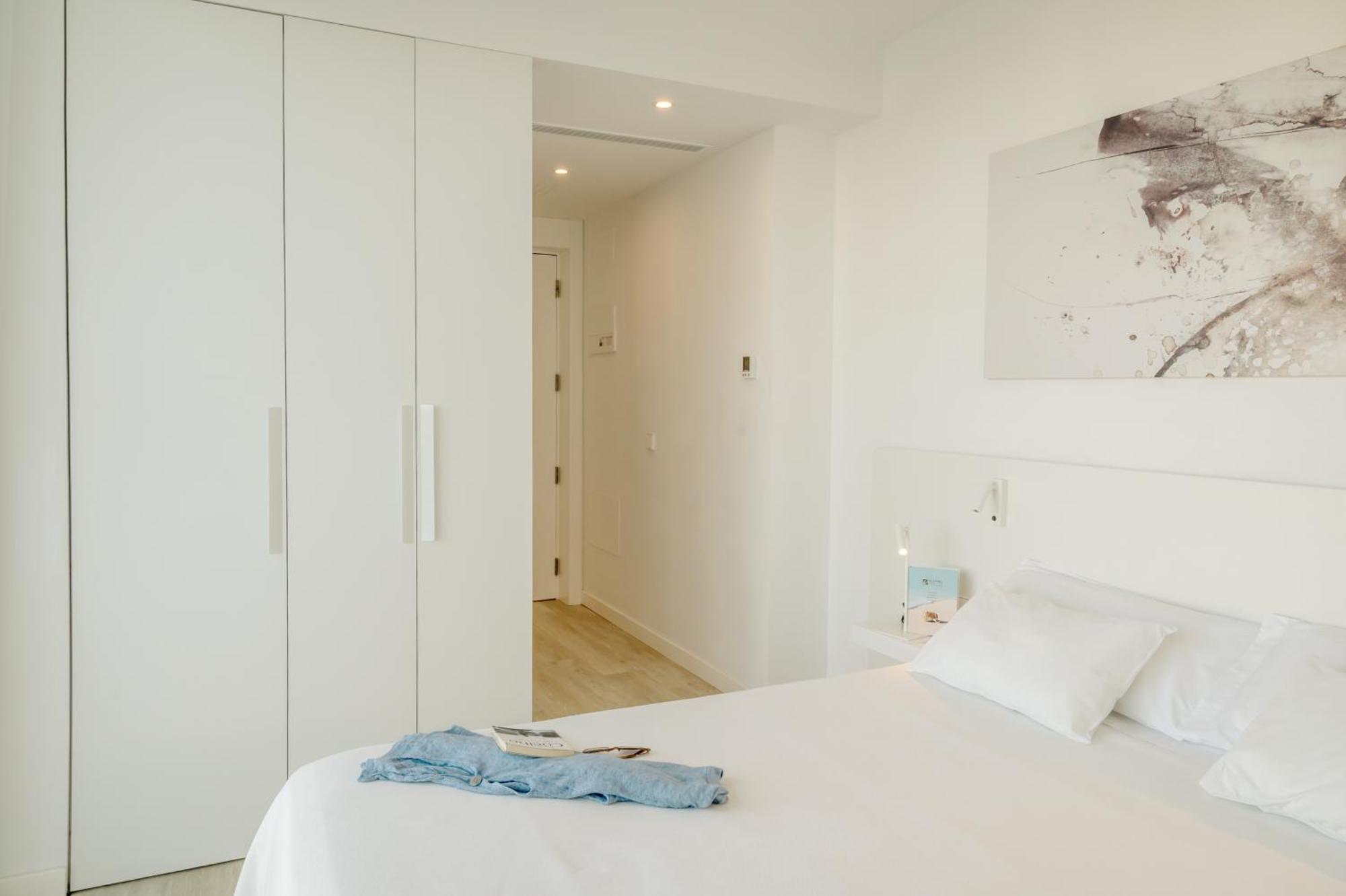 Els Pins Resort & Spa - Emar Hotels San Antonio  Bagian luar foto