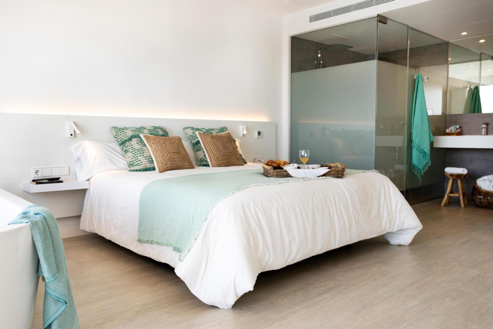 Els Pins Resort & Spa - Emar Hotels San Antonio  Bagian luar foto