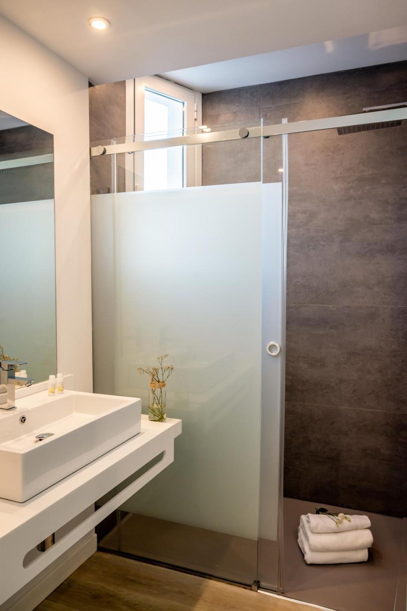 Els Pins Resort & Spa - Emar Hotels San Antonio  Bagian luar foto