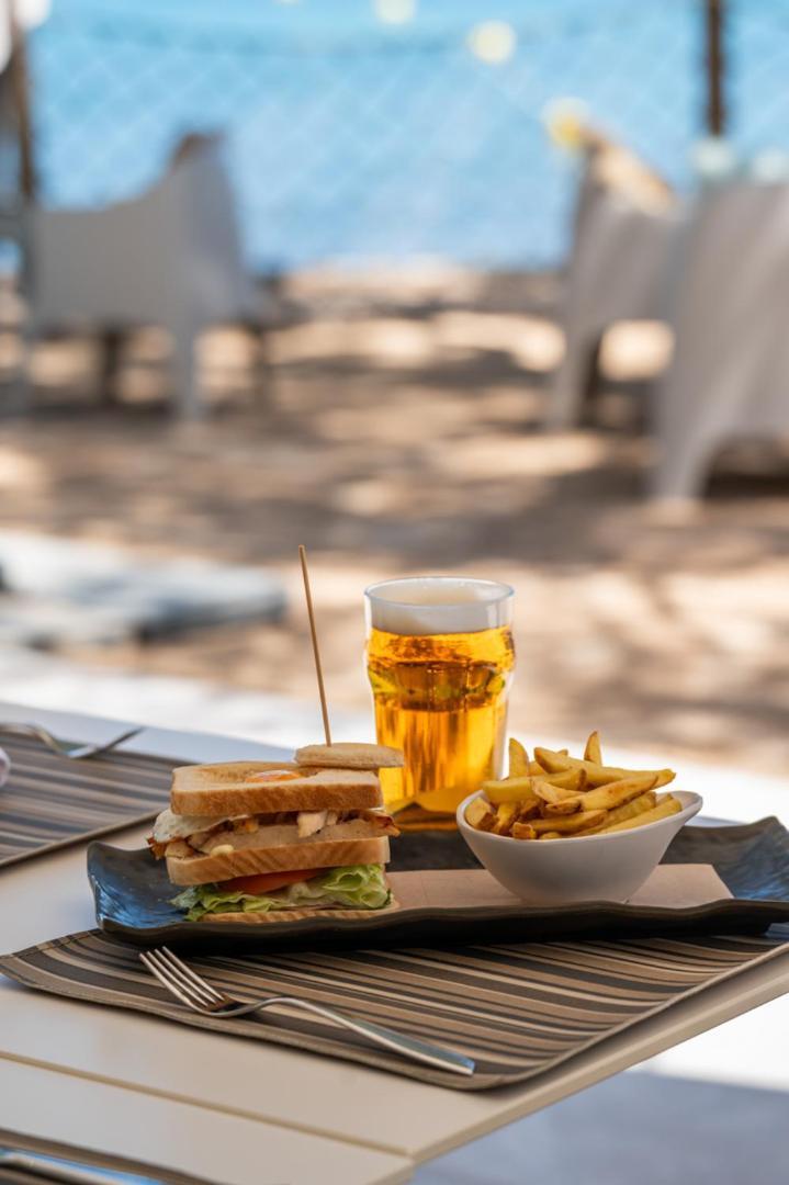 Els Pins Resort & Spa - Emar Hotels San Antonio  Bagian luar foto